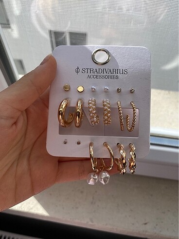 Stradivarius Stradivarius İnci Boncuklu Top ve Halka Küpe Seti