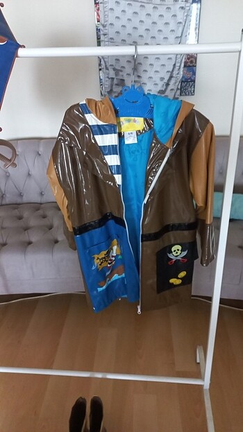 Kidorable Yağmurluk ithal set