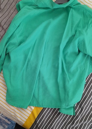 Düğmeli Yeşil Kadın Gömlek - Görsel 2