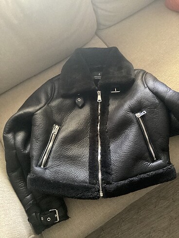 m Beden Stradivarius pilot mont