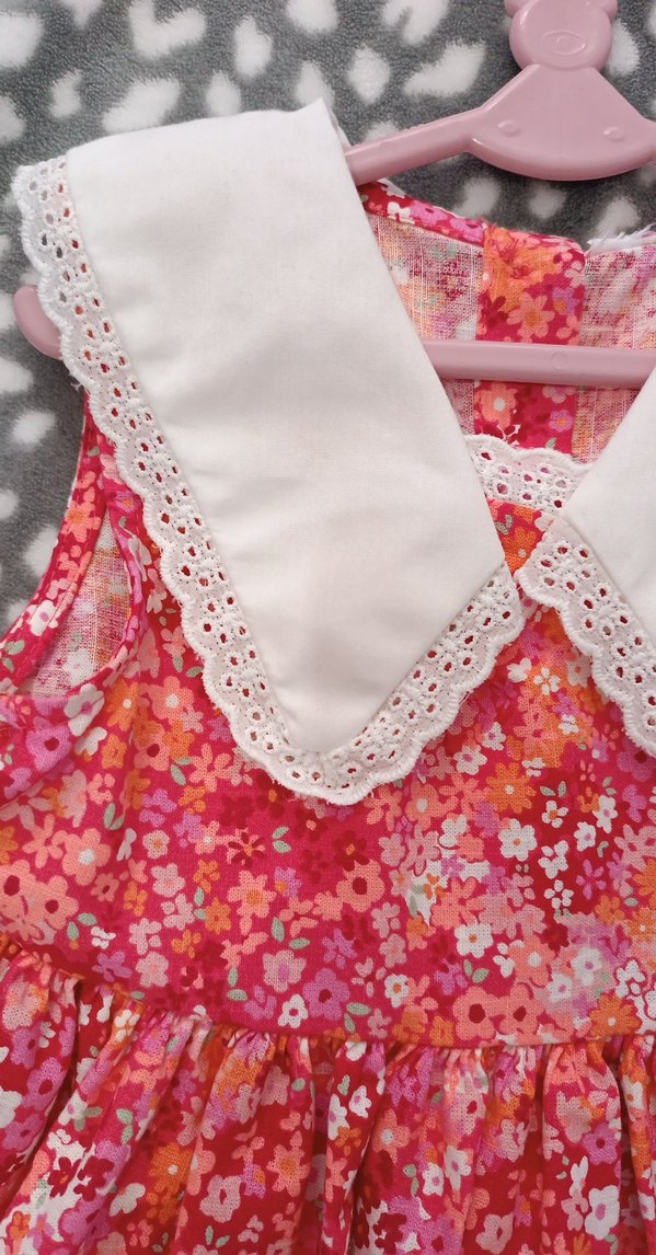 Pembe Çiçekli Kolsuz Kız Elbisesi - Görsel 2