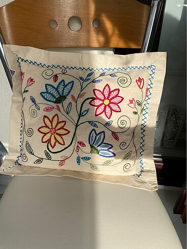 Vintage renkli çiçek nakış dekoratif yastık