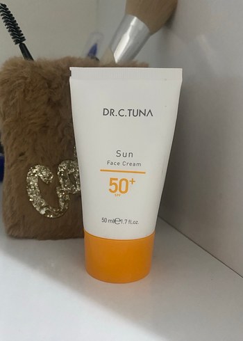 Farmasi DR.C.TUNA Güneş Koruyucu Yüz Kremi SPF 50+ - Görsel 2