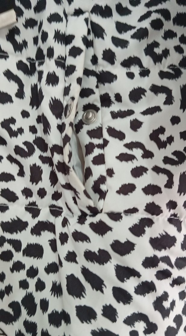 Kapüşonlu, Zebra Desenli Kadın Kısa Mont - Görsel 3