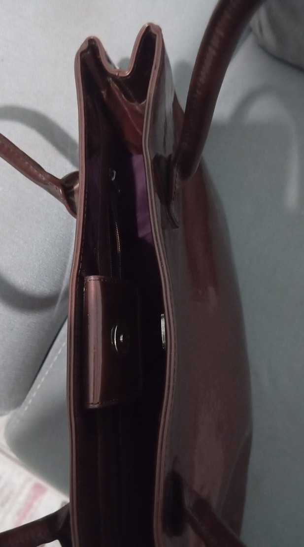 Klasik Parlak Kahverengi Deri Kadın Çanta - Görsel 4