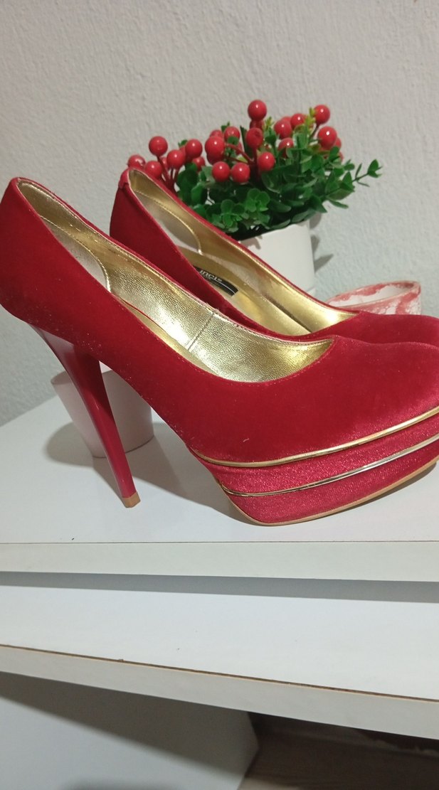 Kırmızı Süet Tokalı Yüksek Topuklu Stiletto - Görsel 2