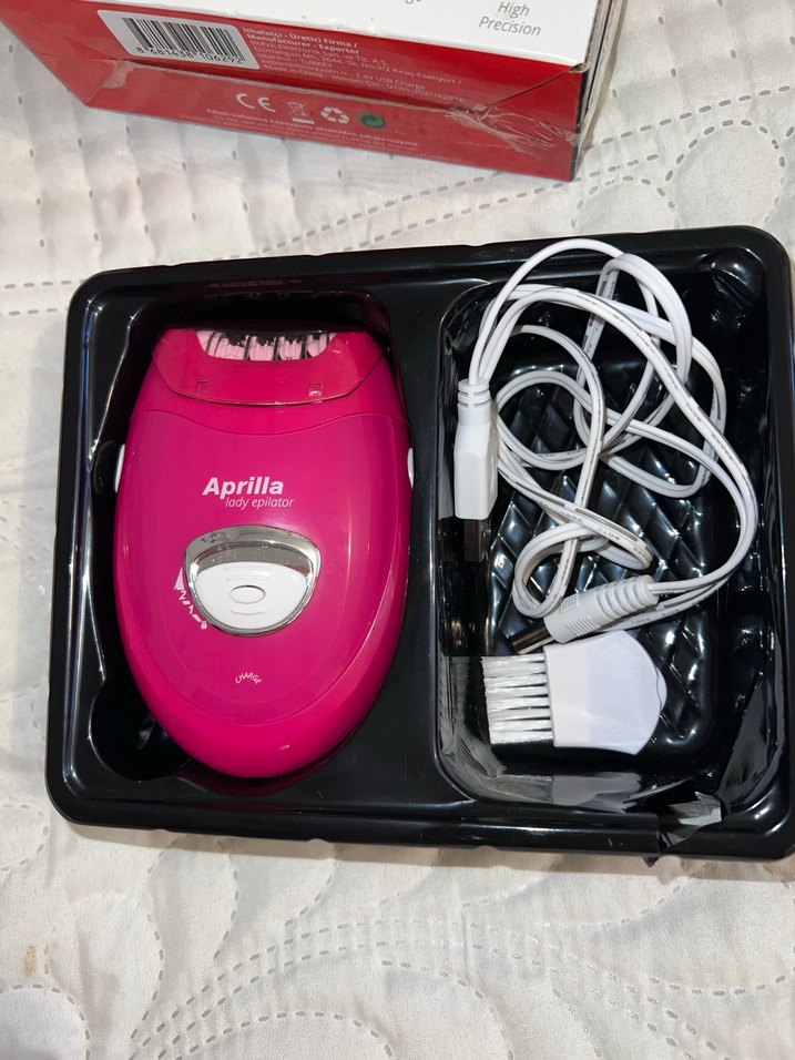 Aprilla AEP-7814 Şarjlı Pembe Epilatör - Görsel 2
