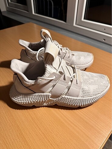 38 Beden Adidas Prophere Spor Ayakkabı