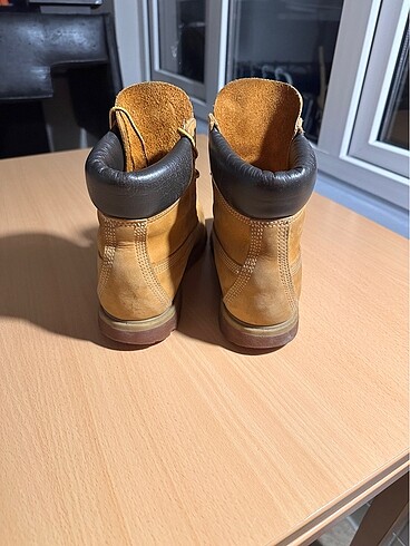 38 Beden Timberland Bot