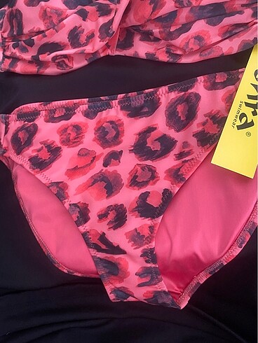 Diğer Bikini takımı
