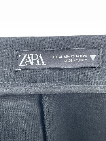 xs Beden siyah Renk Zara Mini Şort %70 İndirimli.