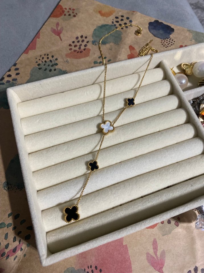 Altın Renkli Midi Boy Zincirli Kolye ( Van cleef kolye ) - Görsel 2