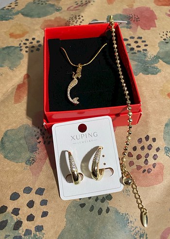 Xuping Altın Renkli  Desenli Takı Seti ( süpriz takı kutusu ) - Görsel 2