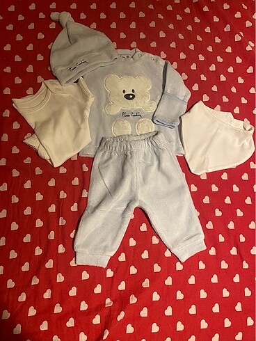 Pierre Cardin Yenidoğan