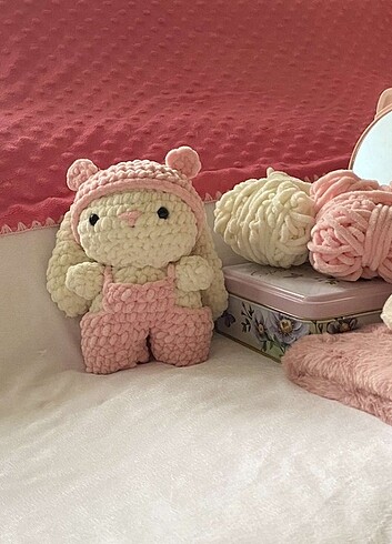 Diğer Amigurumi Sevimli Tavşan 