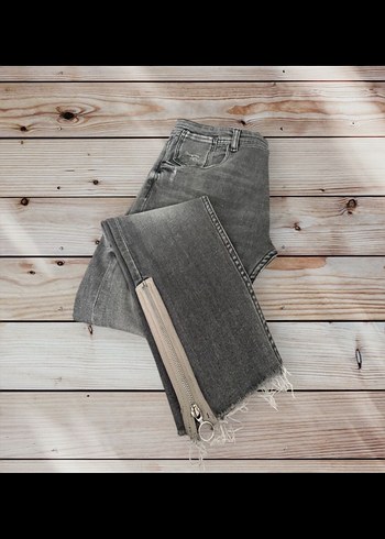 Zara Gri Fermuarlı Salaş Kadın Jean - Görsel 2
