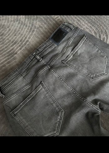 Zara Gri Fermuarlı Salaş Kadın Jean - Görsel 6