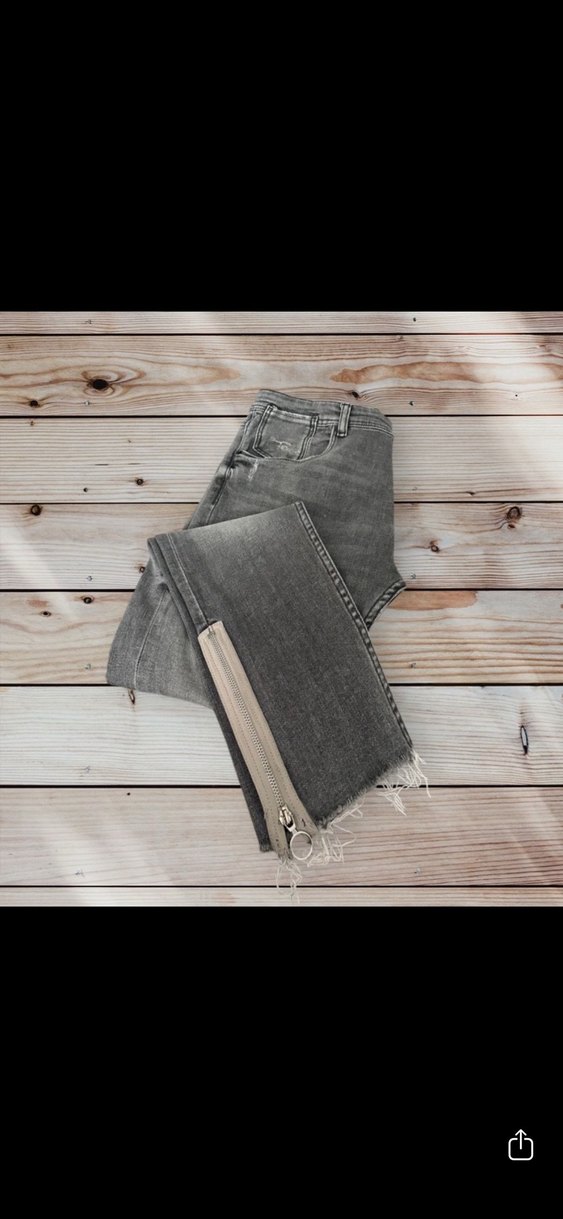 Zara Gri Fermuarlı Salaş Kadın Jean - Görsel 2