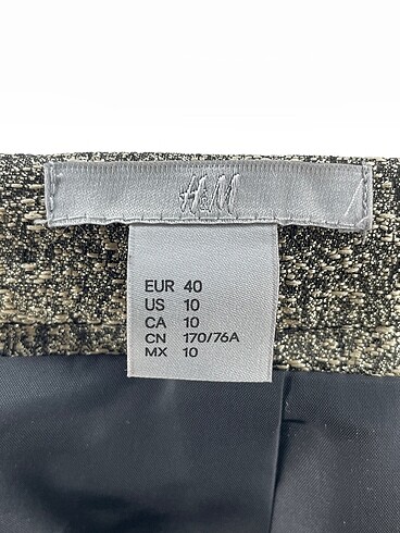 40 Beden çeşitli Renk H&M Kısa Elbise %70 İndirimli.