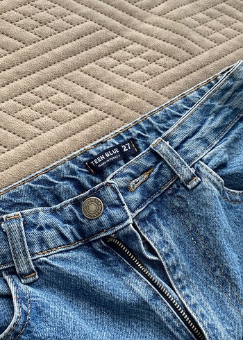 27 Beden Düğmeli Mavi Kadın Denim Pantolon