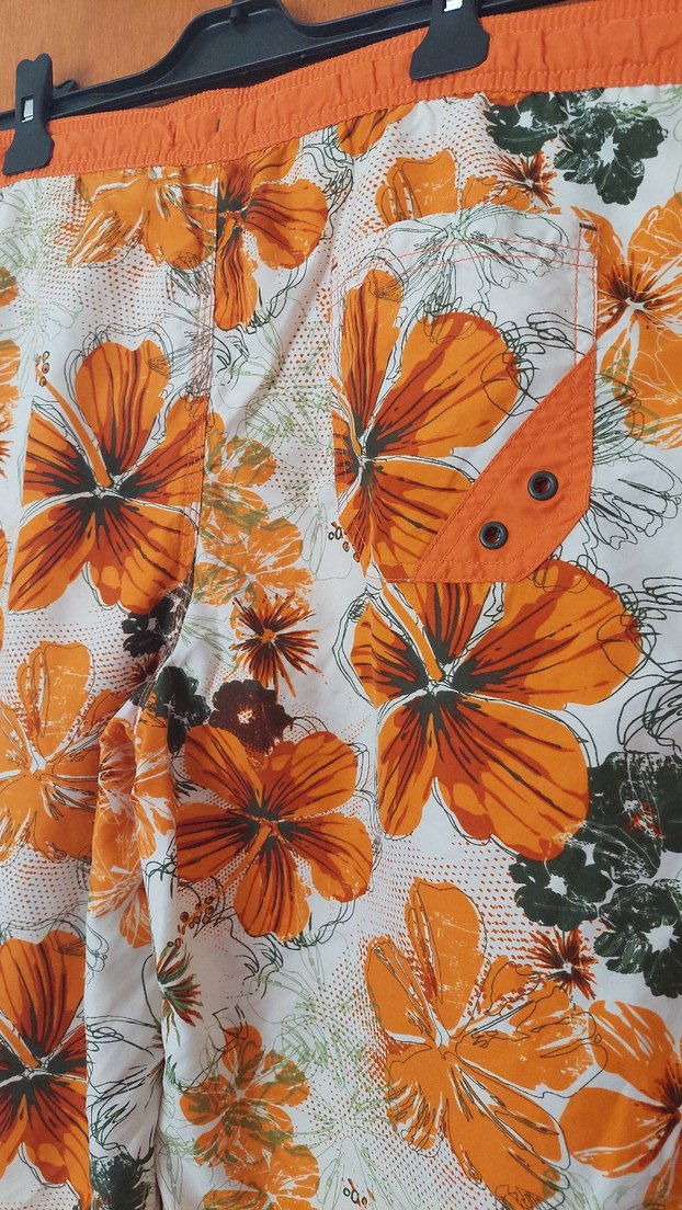 Çiçekli Erkek Deniz Şortu - Görsel 3