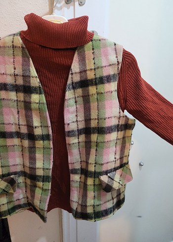 Pastel Renkli Örgü Yün Kadın Yelek kazak kombini - Görsel 5