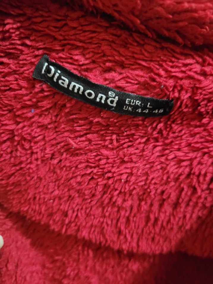 kırmızı polar - Görsel 3