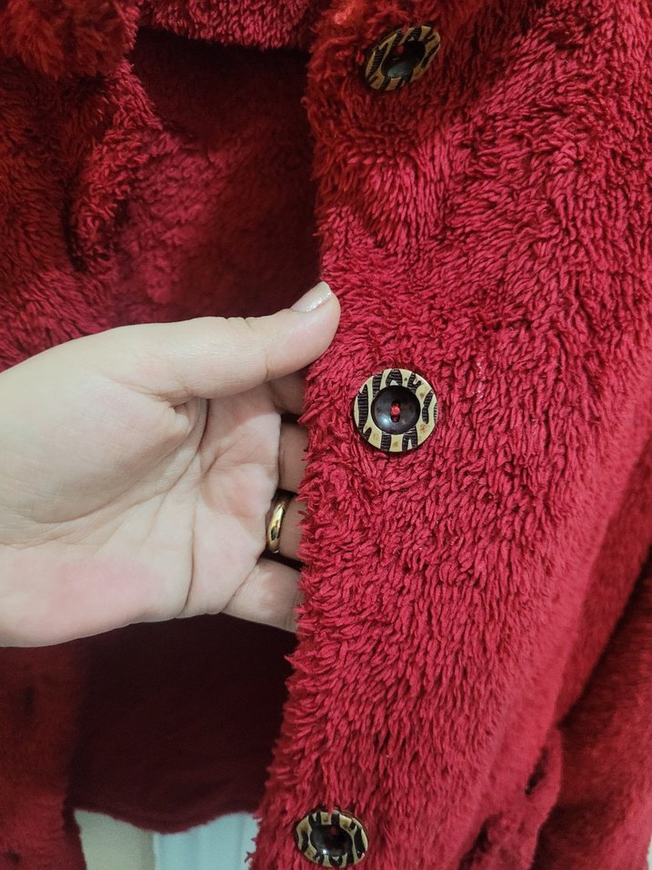 kırmızı polar - Görsel 2