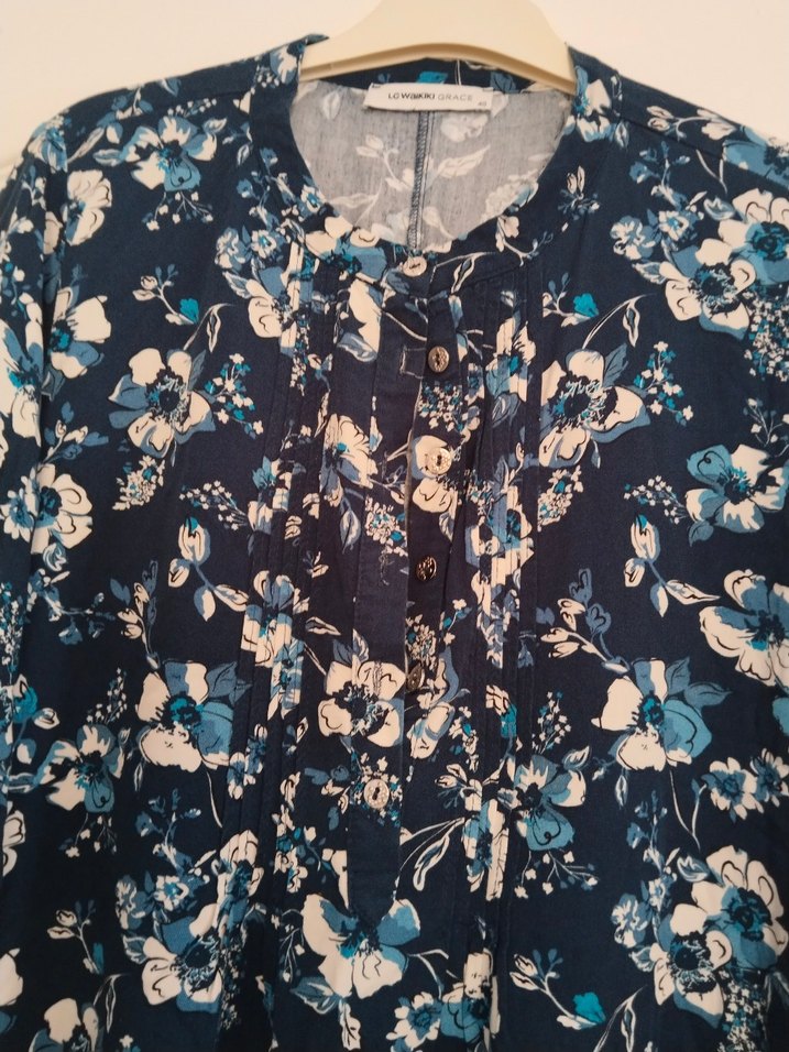 Mavi Çiçek Desenli Uzun Anne Elbisesi - Görsel 2