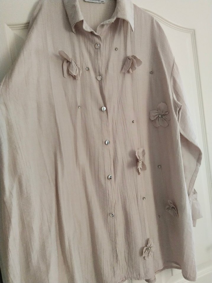 Bej Keten Düğmeli Kadın Gömlek - Görsel 2