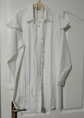 Beyaz Keten Fırfırlı Gömlek Omuz Fırfır Detaylı - Görsel 2