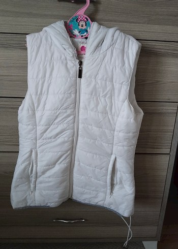 LC Waikiki Beyaz Fermuarlı Kız Çocuk Yelek
