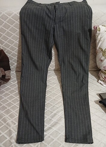 l Beden gri Renk 4 adet kumaş pantolon