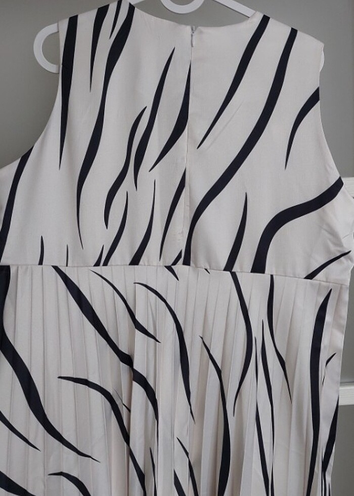 Saten  elbise - Görsel 3