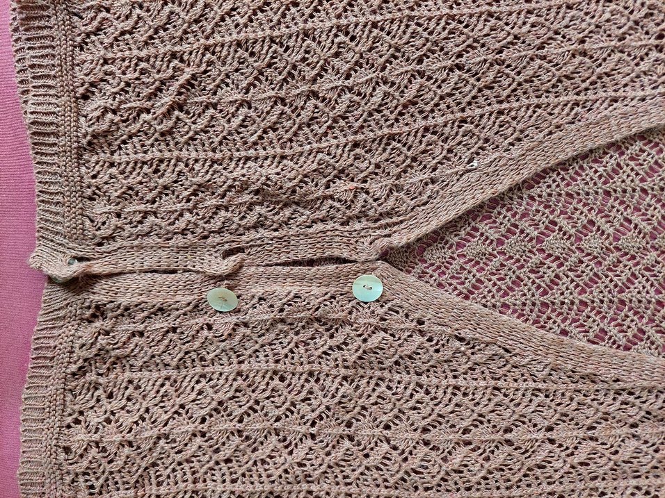 Bej Düğmeli Bohem Kadın Hırka - Görsel 3