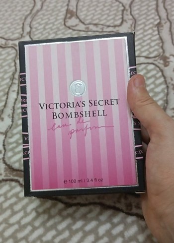 Victoria's Secret Bombshell Kadın Parfüm 100ml
