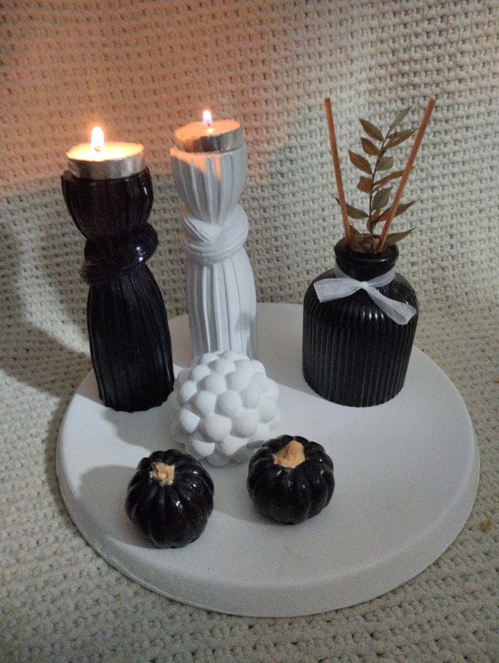 Beyaz ve Siyah Mumluk Seti - Görsel 2