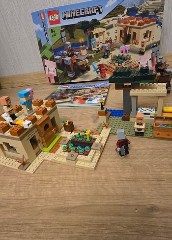 Beden LEGO Minecraft Oyun Seti
