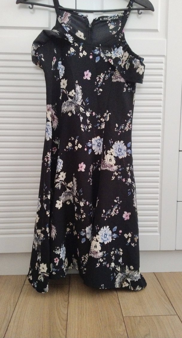 Uzun Siyah Desenli elbise - Görsel 3