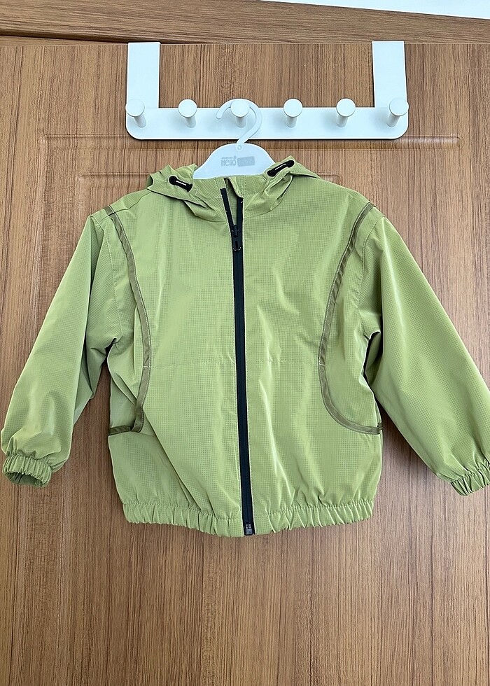 Zara bebek yağmurluk - Görsel 3