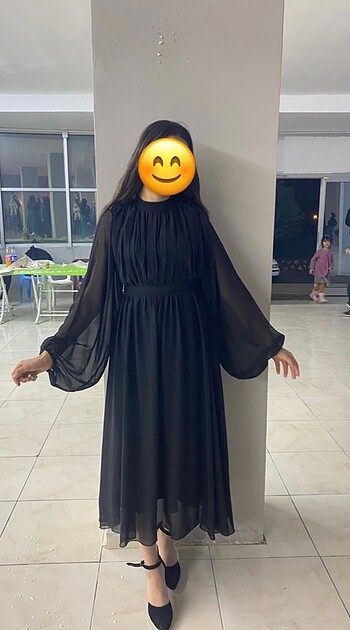 Sifonlu siyah elbise