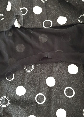 Puantiye Desenli Uzun Pilili Siyah Etek - Görsel 4