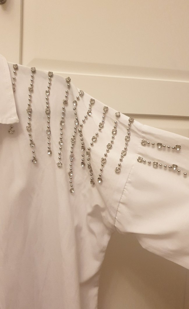 Uzun Kollu zımba taş detaylı Beyaz Kadın Gömlek - Görsel 2