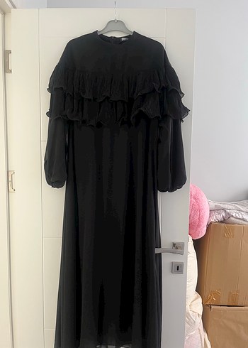 Diğer Siyah Katmanli Volanli Uzun Elbise