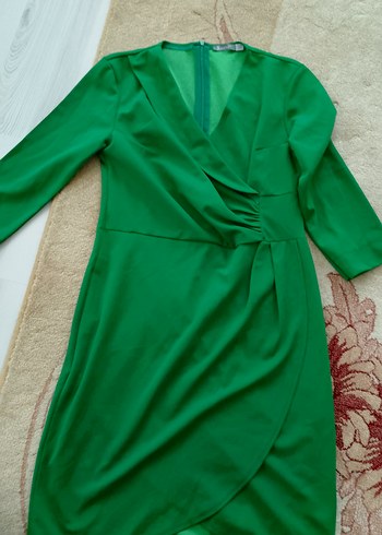 Yeşil V Yaka Drapeli Midi Elbise - Görsel 2