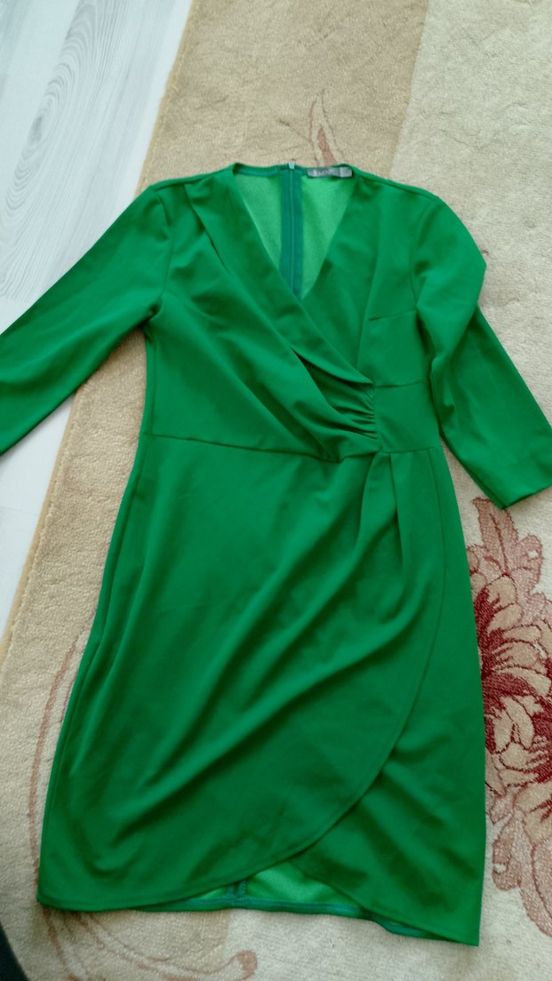 Yeşil V Yaka Drapeli Midi Elbise - Görsel 2