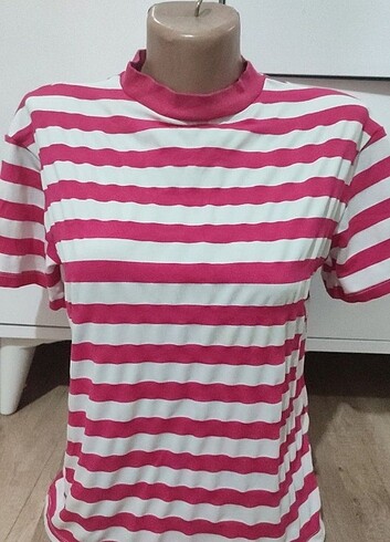 Çizgili t-shirt 