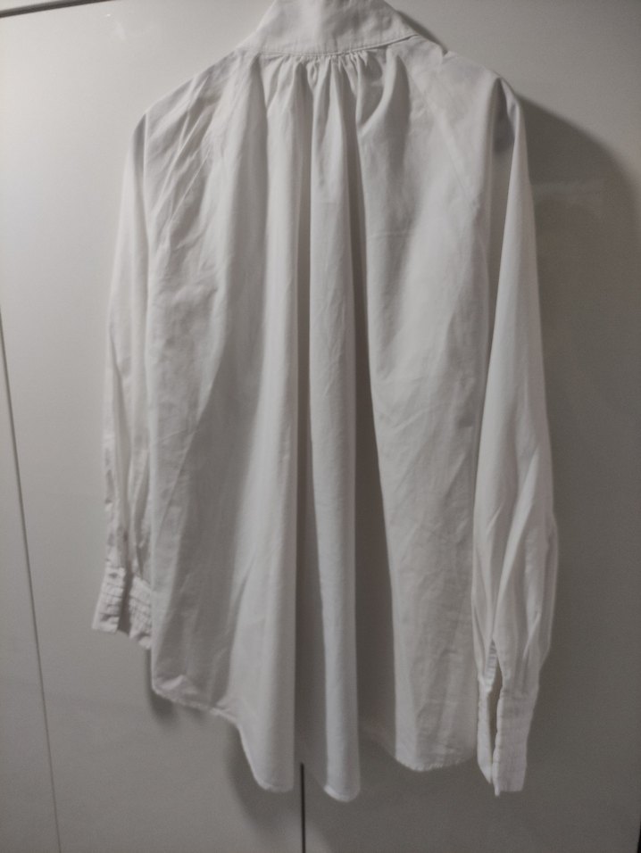 Düğmeli Beyaz  Kadın Gömlek - Görsel 4