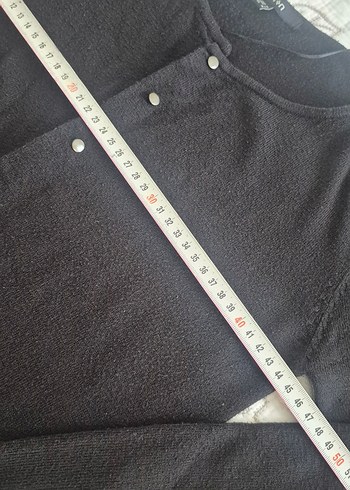 Düğmeli Siyah Kadın Hırka - Görsel 3