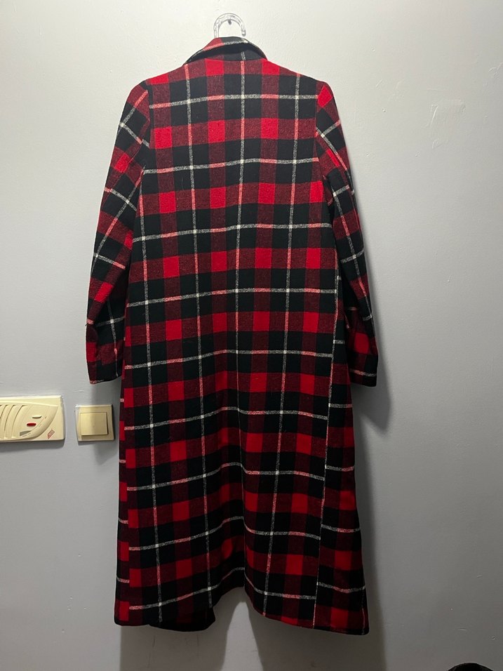 Uzun Kırmızı Ekose Desenli Kadın Kabanı - Görsel 2